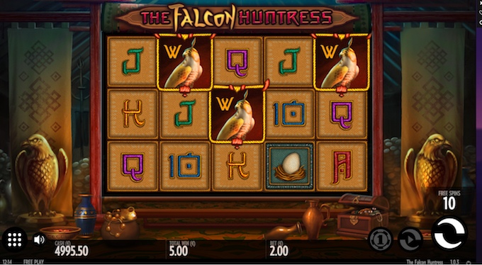 Falcon Huntress